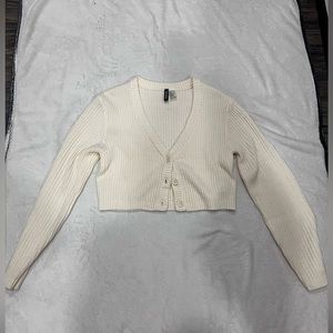 Cream cardigan Small worn a couple times but I have to many so lookimg to sell!!